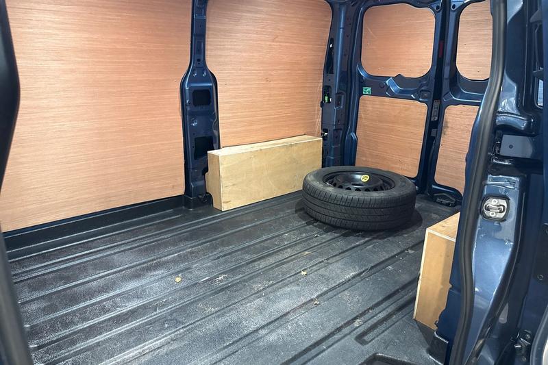 Used Ford Transit Custom 2025 for sale - 76819211: Photo 5