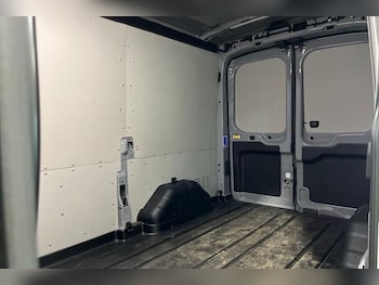 Used Ford Transit 2025 for sale - 79170185: Photo