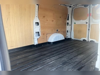 Used Ford Transit Custom 2024 for sale - 79585038: Photo