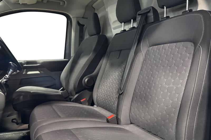 Used Ford Transit Custom 2024 for sale - 76819198: Photo 10