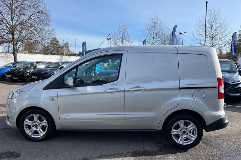 Used Ford Transit Courier 2023 for sale - 77691601: Photo 32