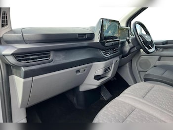 Used Ford Tourneo Custom 2026 for sale - 79630353: Photo