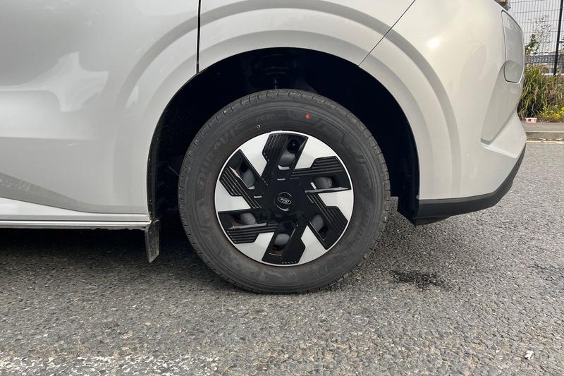 Used Ford Transit Custom 2025 for sale - 76660106: Photo 25