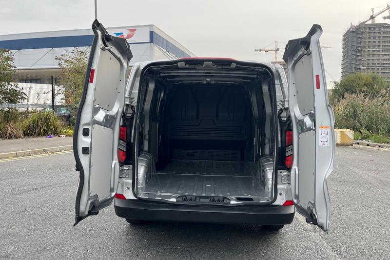 Used Ford Transit Custom 2025 for sale - 76660106: Photo 7