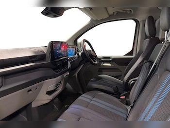 Used Ford Transit Custom 2024 for sale - 76382052: Photo