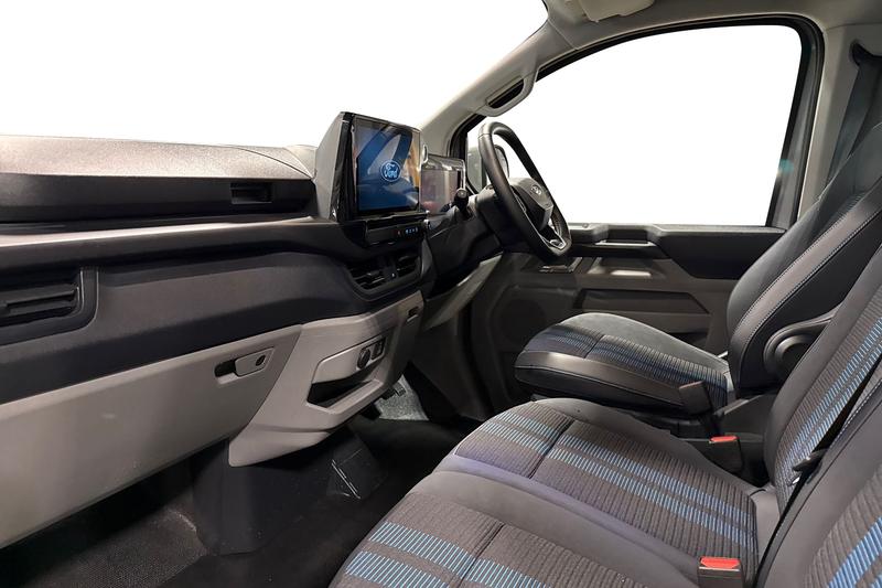 Used Ford Transit Custom 2025 for sale - 76819207: Photo 4