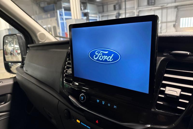 Used Ford Transit 2024 for sale - 76255308: Photo 28