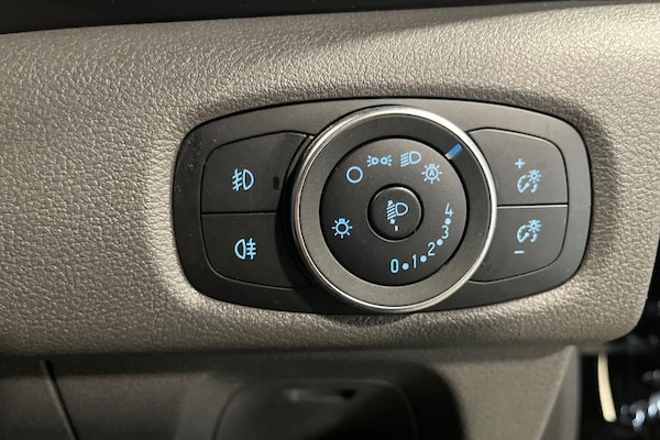 Used Ford Transit Custom 2023 for sale - 75095685: Photo 21