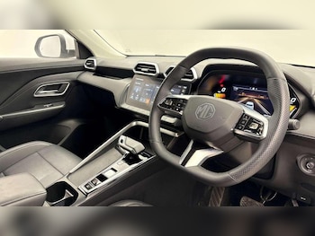 Used MG MG ZS 2024 for sale - 76918380: Photo