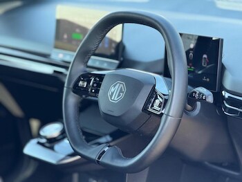 Used MG MG4 2023 for sale - 77890395: Photo