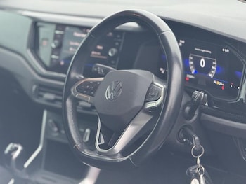 Used Volkswagen Polo 2023 for sale - 77603306: Photo