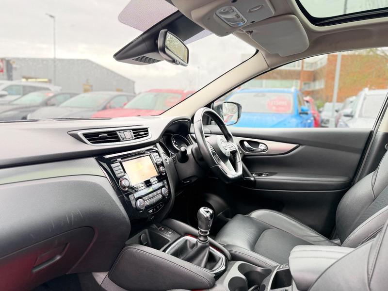 Used Nissan Qashqai 2018 for sale - 77179667: Photo 15