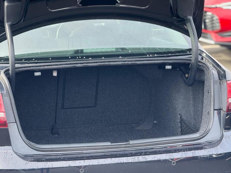 Used Volkswagen Jetta for sale - 77634400: Photo 15