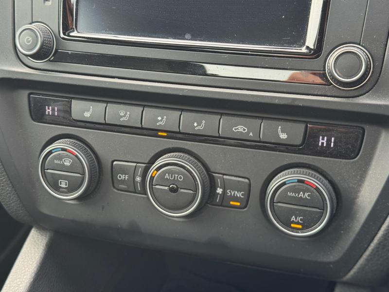 Used Volkswagen Jetta for sale - 77634400: Photo 23