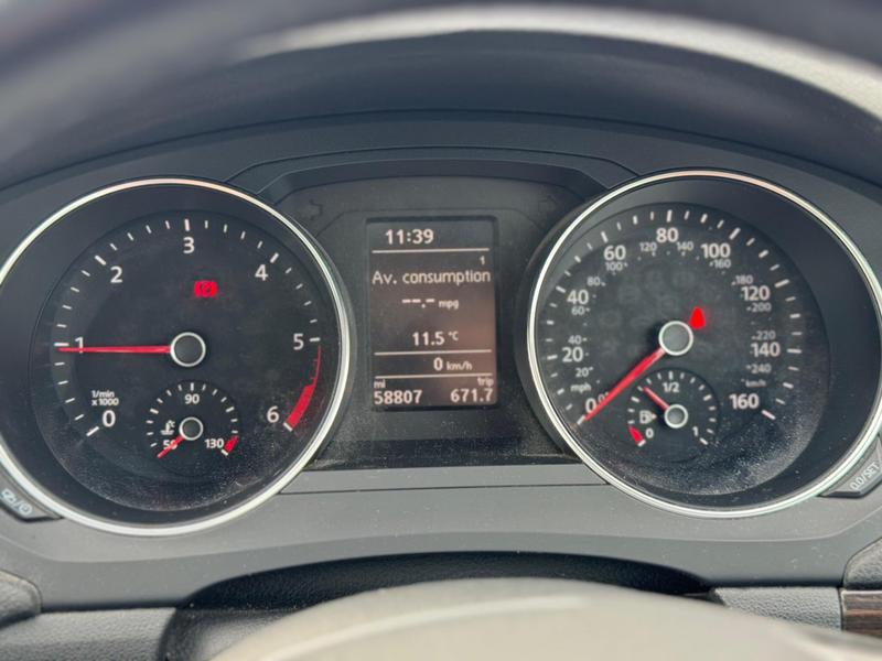 Used Volkswagen Jetta for sale - 77634400: Photo 29