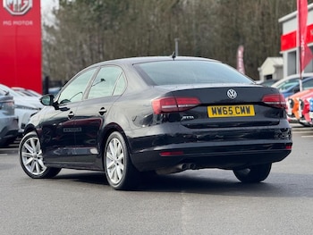 Used Volkswagen Jetta undefined for sale - 77634400: Photo