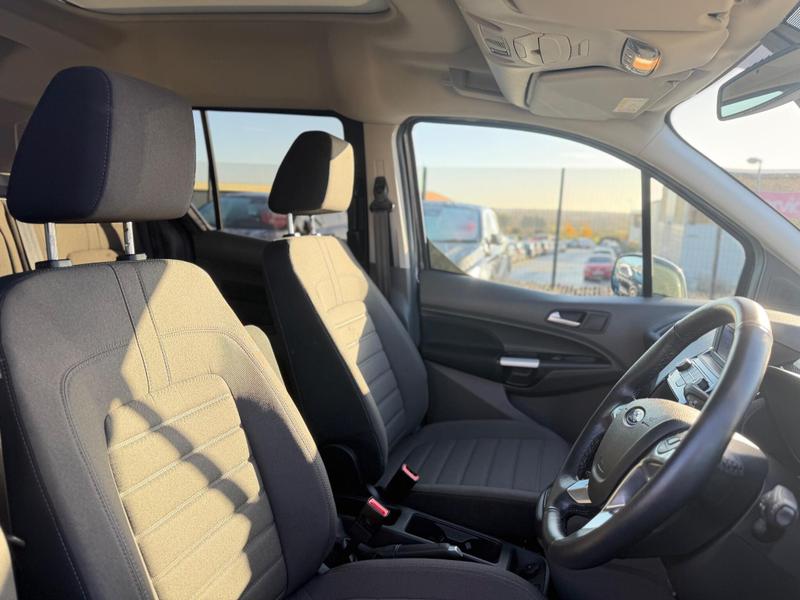 Used Ford Tourneo Connect 2022 for sale - 76882394: Photo 18