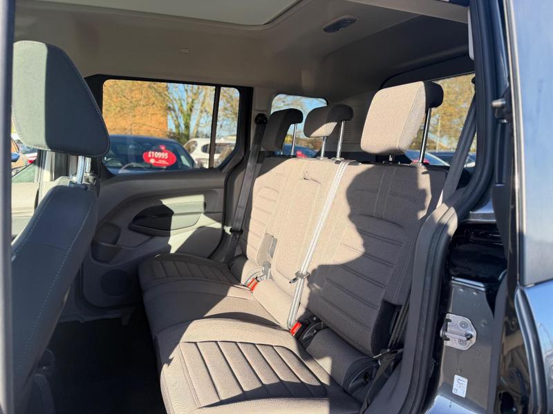 Used Ford Tourneo Connect 2022 for sale - 76882394: Photo 21