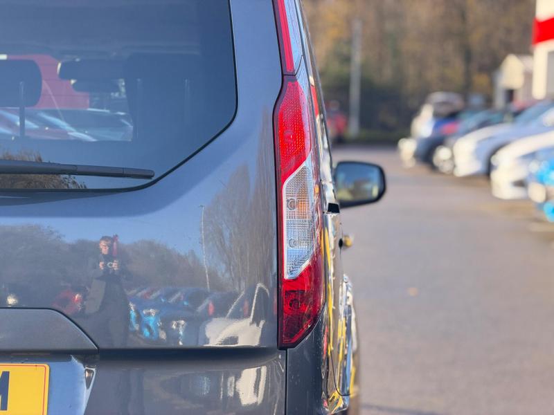 Used Ford Tourneo Connect 2022 for sale - 76882394: Photo 56