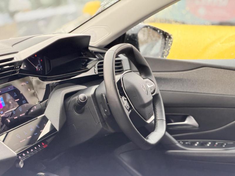 Used Peugeot 308 2023 for sale - 76888141: Photo 25