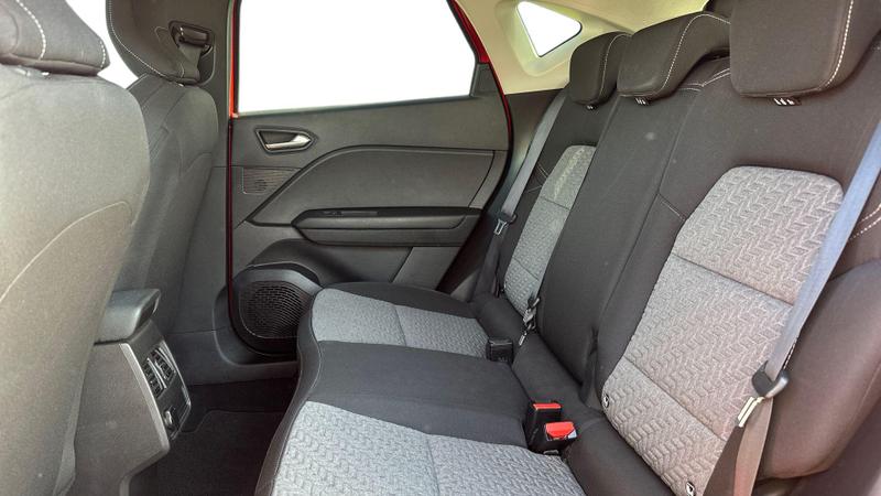 Used Renault Captur 2022 for sale - 77301162: Photo 4