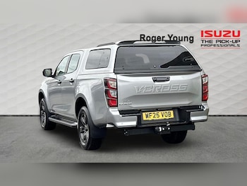 Used Isuzu D-Max 2025 for sale - 77301097: Photo