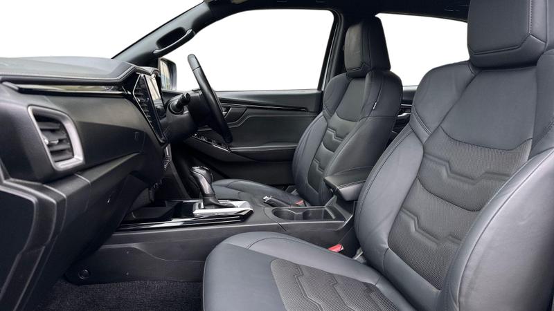 Used Isuzu D-Max 2024 for sale - 77301013: Photo 3