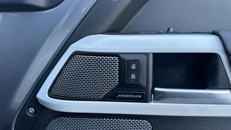 Used Land Rover Defender 2023 for sale - 77301178: Photo 24