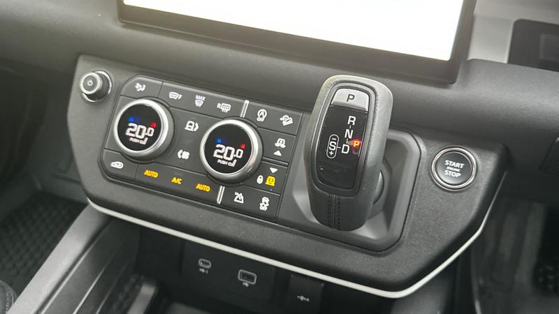 Used Land Rover Defender 2023 for sale - 77301180: Photo 13