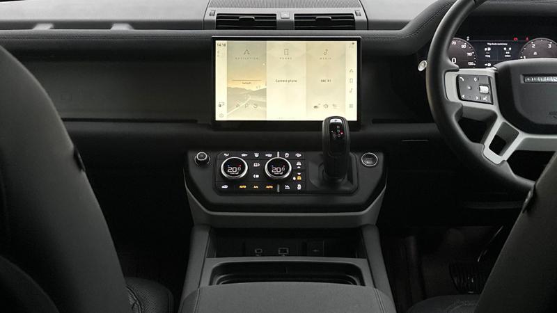 Used Land Rover Defender 2023 for sale - 77301180: Photo 14