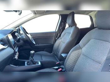 Used Renault Captur 2022 for sale - 77301294: Photo