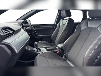 Used Audi Q3 2019 for sale - 77301244: Photo