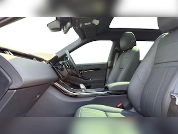 Used Land Rover Range Rover Evoque 2024 for sale - 77301029: Photo