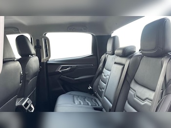 Used Isuzu D-Max 2024 for sale - 77301347: Photo