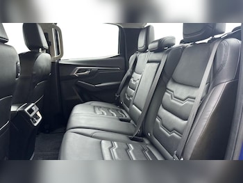 Used Isuzu D-Max 2024 for sale - 77301339: Photo