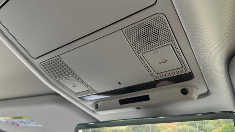 Used Land Rover Defender 2021 for sale - 77301040: Photo 23