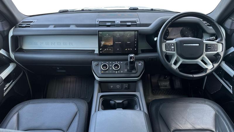 Used Land Rover Defender 2024 for sale - 77301043: Photo 9
