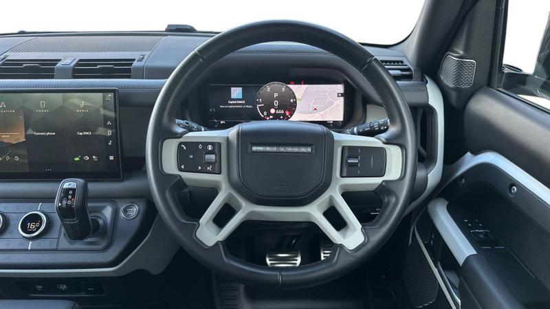 Used Land Rover Defender 2024 for sale - 77301032: Photo 15