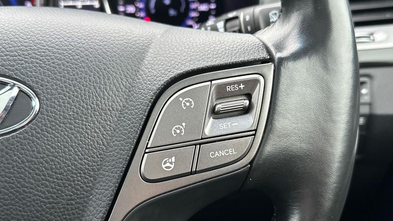 Used Hyundai Santa Fe 2015 for sale - 77301254: Photo 16