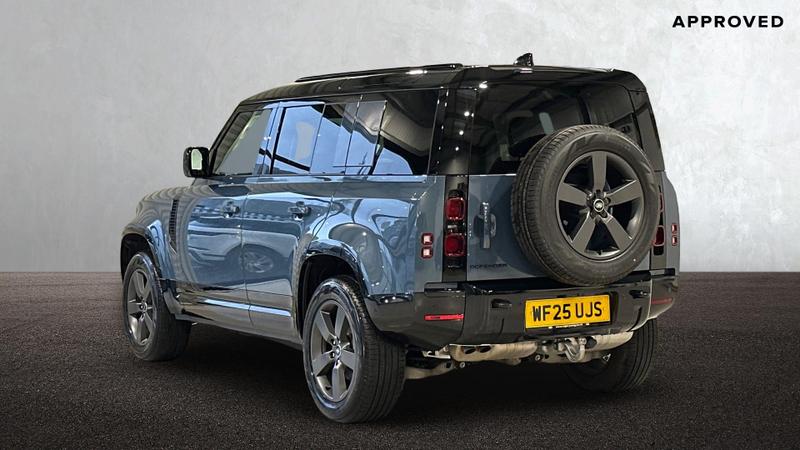 Used Land Rover Defender 2025 for sale - 77301053: Photo 2