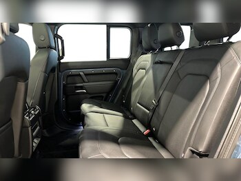 Used Land Rover Defender 2025 for sale - 77301053: Photo