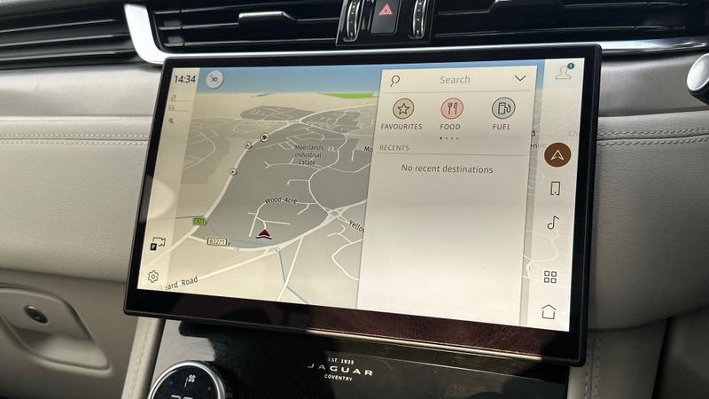 Used Jaguar F-Pace 2023 for sale - 77301022: Photo 11