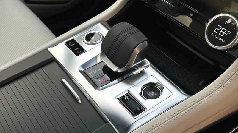 Used Jaguar F-Pace 2023 for sale - 77301022: Photo 13