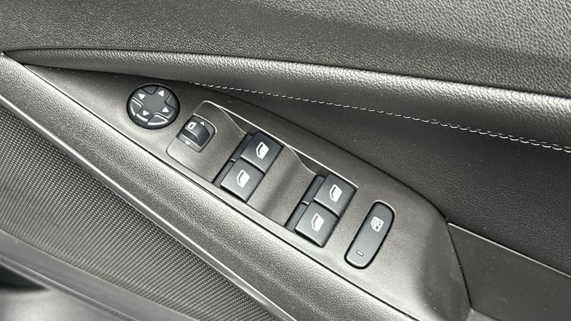 Used Vauxhall Crossland 2021 for sale - 77301350: Photo 20