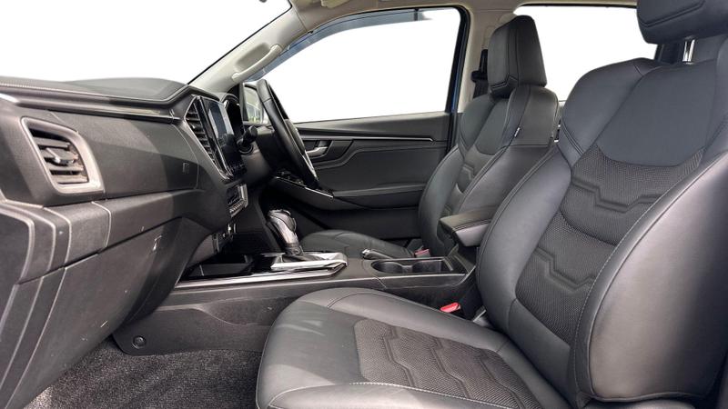 Used Isuzu D-Max 2024 for sale - 77301295: Photo 3