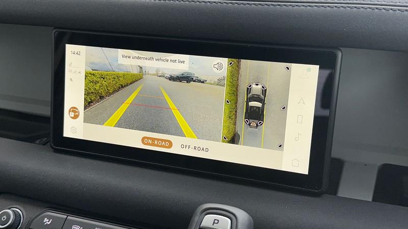 Used Land Rover Defender 2023 for sale - 77301045: Photo 12