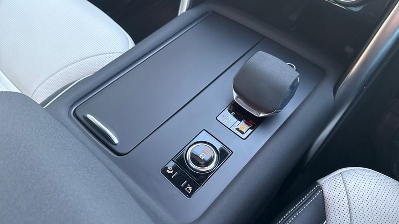 Used Land Rover Discovery 2022 for sale - 77301076: Photo 13