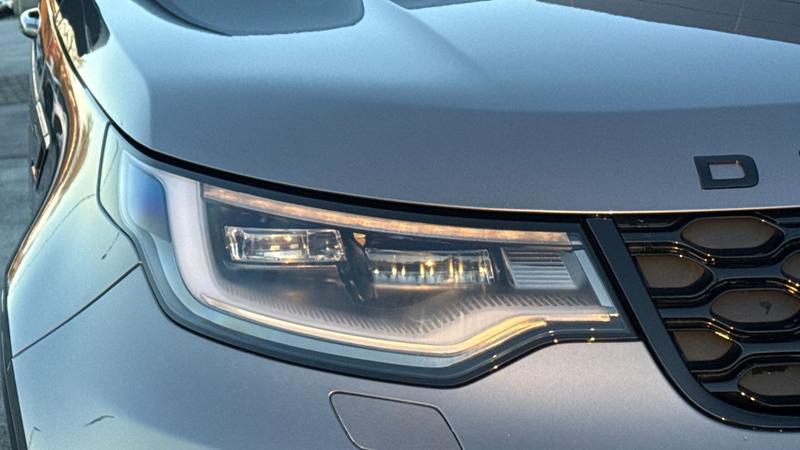 Used Land Rover Discovery 2022 for sale - 77301076: Photo 17