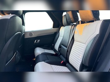 Used Land Rover Discovery 2022 for sale - 77301076: Photo