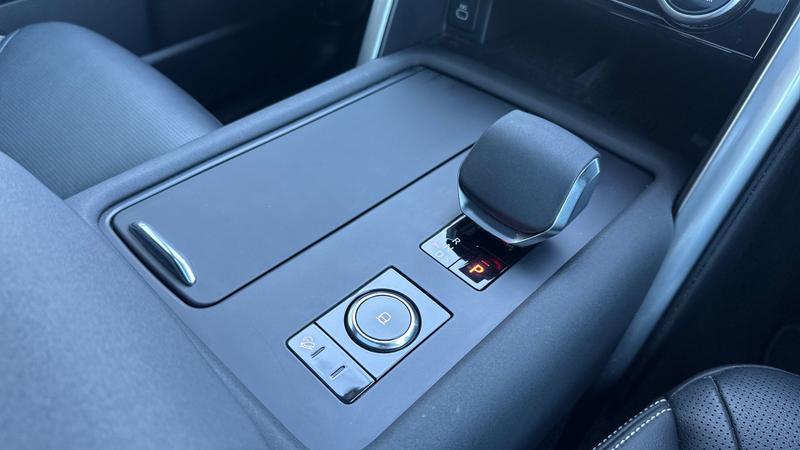 Used Land Rover Discovery 2024 for sale - 77301046: Photo 13